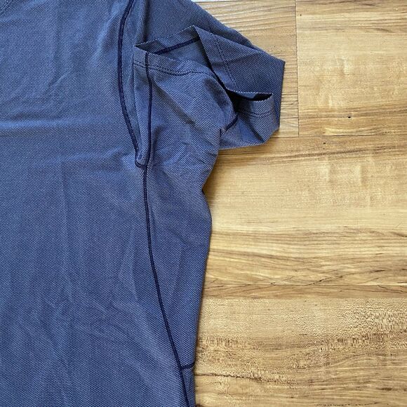 Lululemon Men’s XL Blue All Terrain Short Sleeve Shirt Reflective Vented Gym Run - Picture 4 of 15
